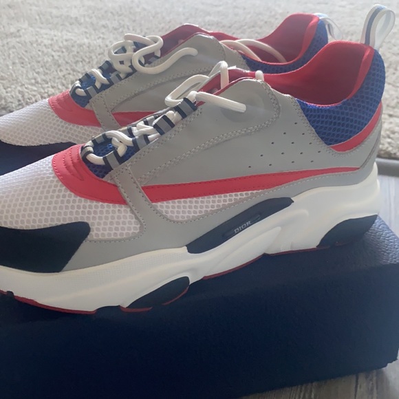 Christian Dior - Picture 6 of 7